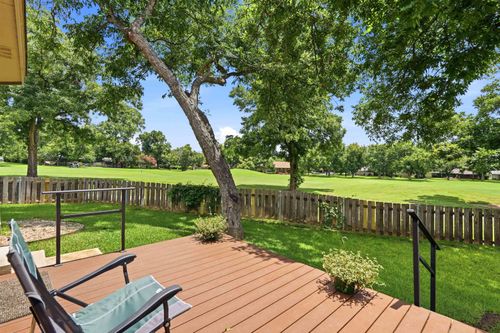 21 Augusta Dr, Meadowlakes, TX, 78654-6809 | Card Image