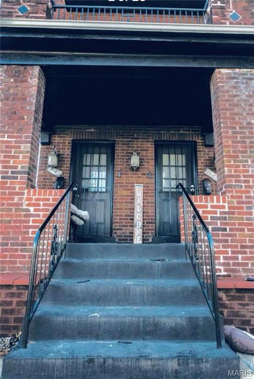 2-4640 Carter Ave, Saint Louis, MO, 63115-2518 | Card Image