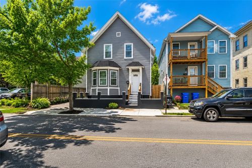 124 River Ave, Providence, RI, 02908-4731 | Card Image
