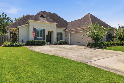 1013 Cypress Crossing Dr, Madisonville, LA, 70447-3249 | Card Image