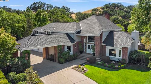 91 Red Cypress Ct, Danville, CA, 94506-4551 | Card Image