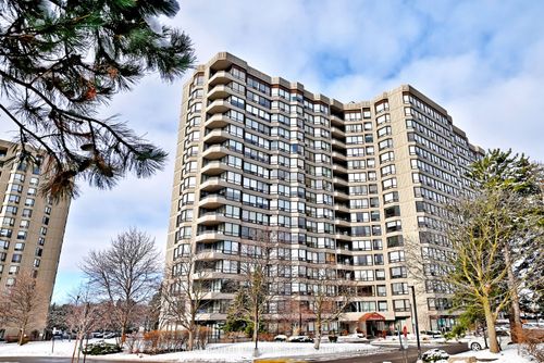 1004-7440 Bathurst St, Thornhill, ON, L4J7K8 | Card Image