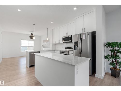 2644 192 St Nw, Edmonton, AB, T6M1L1 | Card Image