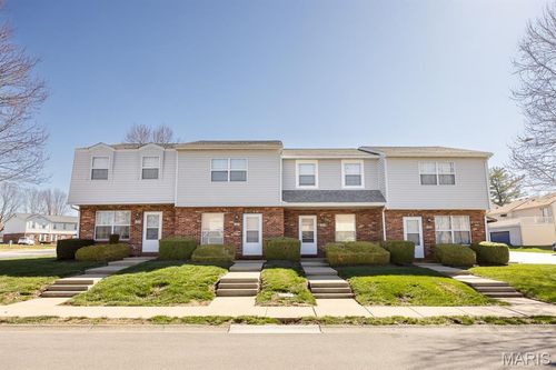 926 - 932 Georgetowne Drive, O'Fallon, IL, 62269 | Card Image
