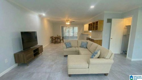 1922 Chandalar Ct, Pelham, AL, 35124-1341 | Card Image