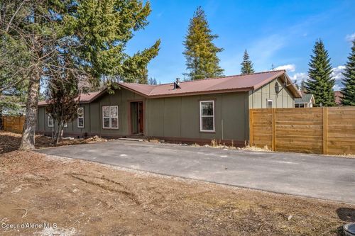 662 Roberson Way, Sandpoint, ID, 83864-5027 | Card Image