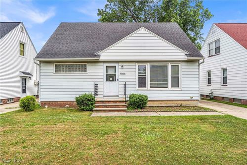 23900 Puritan Rd, Euclid, OH, 44123-2248 | Card Image