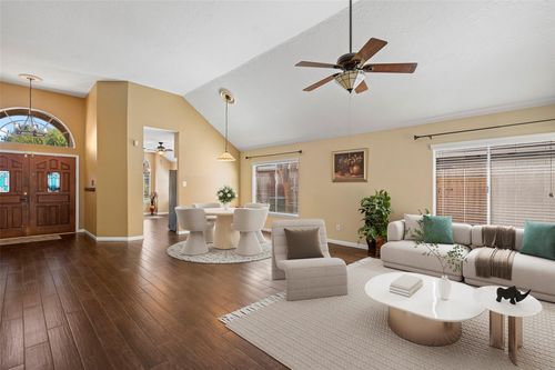 15954 Oak Mountain Dr, Houston, TX, 77095-4609 | Card Image