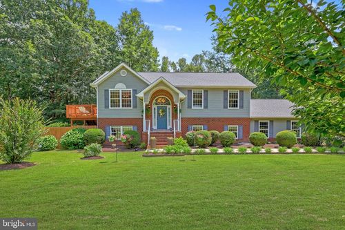 2 Evans Ln, RUTHER GLEN, VA, 22546-1401 | Card Image