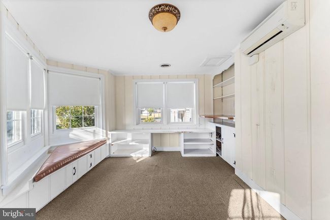 95 N Main St, Home with 0 bedrooms, 3 bathrooms and null parking in Kilmarnock VA | Image 60