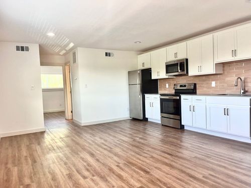 apt-206-125 E 8th St, Dallas, TX, 75203-5212 | Card Image