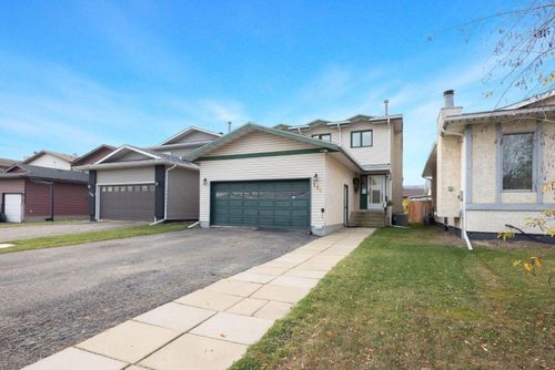 160 Beaton Pl, Fort Mcmurray, AB, T9K2B3 | Card Image