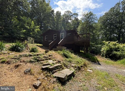 1554 Khyber Pass Rd, LINDEN, VA, 22642-5708 | Card Image
