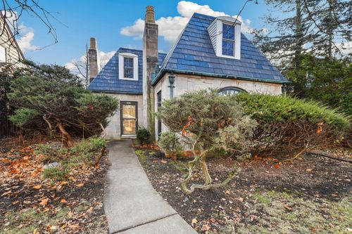 7039 Forest Ave, Hammond, IN, 46324-1845 | Card Image