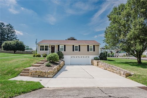 206 Courtland Rd, Indiana, PA, 15701-3201 | Card Image