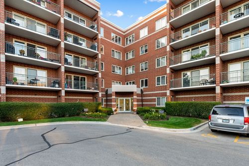 apt-201-6450 W Berteau Ave, Chicago, IL, 60634-6241 | Card Image