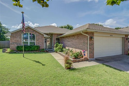 2927 City View Ct, Norman, OK, 73071-6899 | Card Image