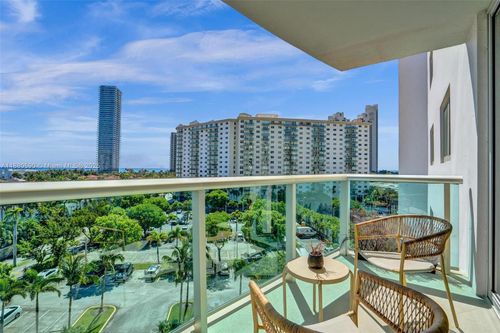 apt-718-19380 Collins Ave, Sunny Isles Beach, FL, 33160-5870 | Card Image