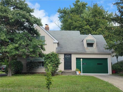 10417 Grace Ave, Garfield Heights, OH, 44125-2651 | Card Image