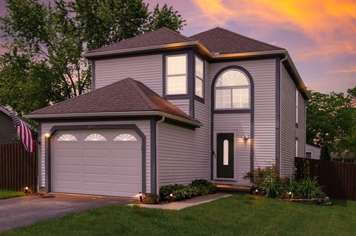 895 Slagle Pl, Galloway, OH, 43119-8821 | Card Image