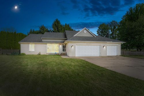 22401 Happy Dr, Cassopolis, MI, 49031-9700 | Card Image