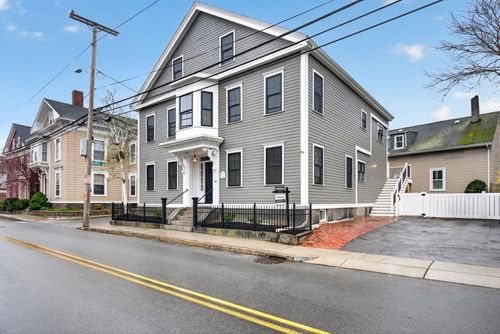 2r-49 Essex St, Salem, MA, 01970-5285 | Card Image