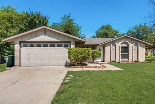 901 Hudson Dr, Garland, TX, 75043-5333 | Card Image