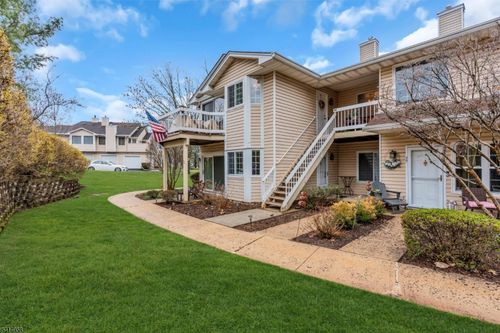 80 Wendover Ct, Bedminster, NJ, 07921-1407 | Card Image