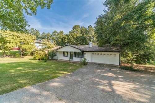 3137 Esther Dr, Gainesville, GA, 30504-5541 | Card Image