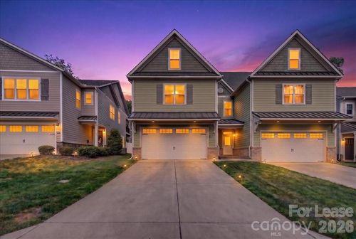 5201 Valley Stream Rd, Charlotte, NC, 28209-3557 | Card Image