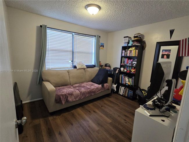 APT-202 - 10002 Winding Lake Rd, Condo with 2 bedrooms, 2 bathrooms and null parking in Sunrise FL | Image 18