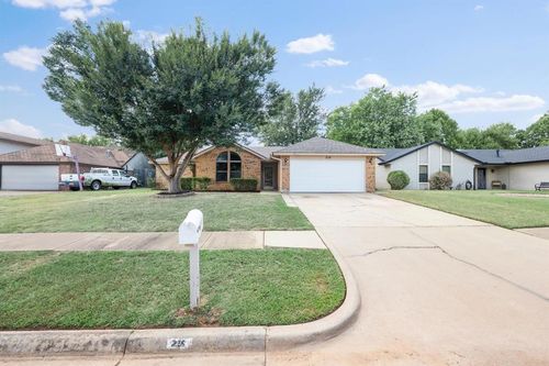 216 Kara Ct, Norman, OK, 73071-2454 | Card Image