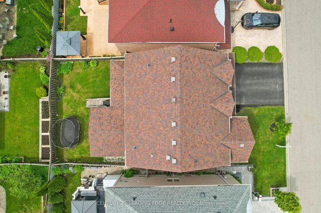 74 Littleleaf Cres, House other with 4 bedrooms, 4 bathrooms and 2 parking in Markham ON | Image 4