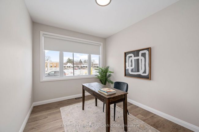 6 - 32 Postma Cres, House attached with 2 bedrooms, 2 bathrooms and 2 parking in Ailsa Craig ON | Image 5