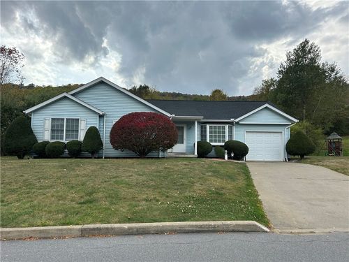 28 Colonial Hts, Bradford, PA, 16701-3062 | Card Image