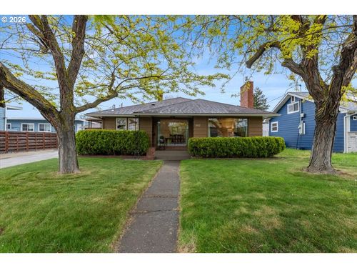 1012 Dry Hollow Rd, The Dalles, OR, 97058-3124 | Card Image