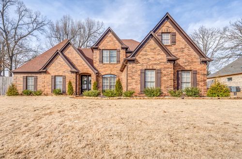 10476 Mabry Mill Rd, Cordova, TN, 38016-5426 | Card Image