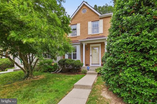 3210 Forest Run Dr, DISTRICT HEIGHTS, MD, 20747-3261 | Card Image