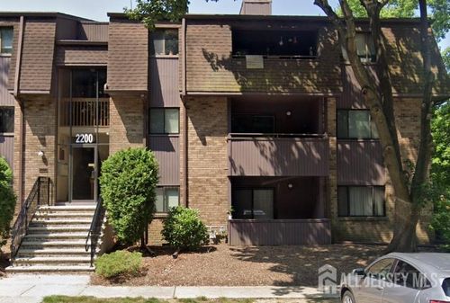 2231 Old Stone Mill Dr, East Windsor, NJ, 08512-2232 | Card Image