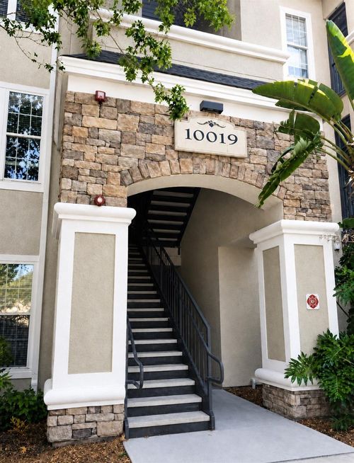 103-10019 Courtney Palms Blvd, TAMPA, FL, 33619-8518 | Card Image