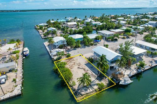 132 Blackbeard Rd, Little Torch Key, FL, 33042-5539 | Card Image