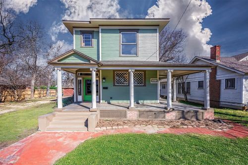 407 E Franklin St, Hillsboro, TX, 76645-3021 | Card Image