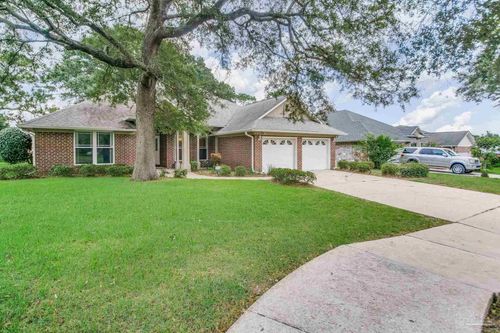 2004 Pin High Dr, Pensacola, FL, 32526-2397 | Card Image