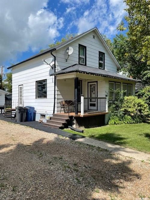308 1st St W, Carlyle, SK, S0C0R0 | Card Image