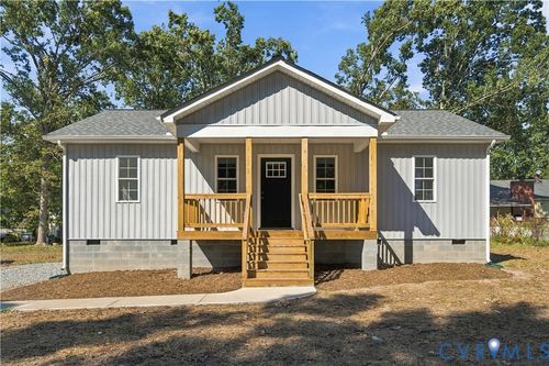 604 Luke St, Blackstone, VA, 23824 | Card Image