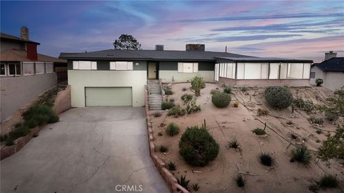 433 Highland Ave, Barstow, CA, 92311-2771 | Card Image