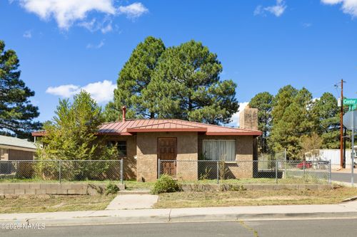 2621 N Center St, Flagstaff, AZ, 86004-3454 | Card Image