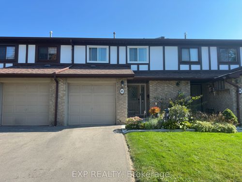 65 Greenwich Cir, Brampton, ON, L6S2E8 | Card Image