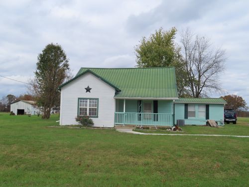 1263 Union Camp Rd, LaFayette, TN, 37083-3659 | Card Image