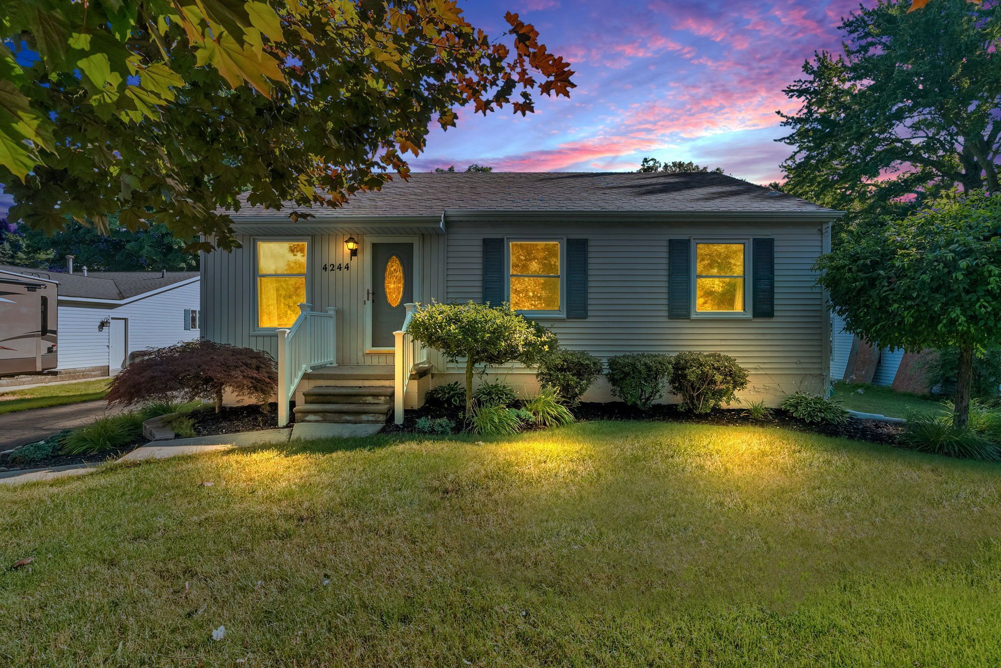 Pine Grove Ave, Fort Gratiot, MI 48059